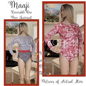 Maaji Reversible Swimsuit🎉HP🎉